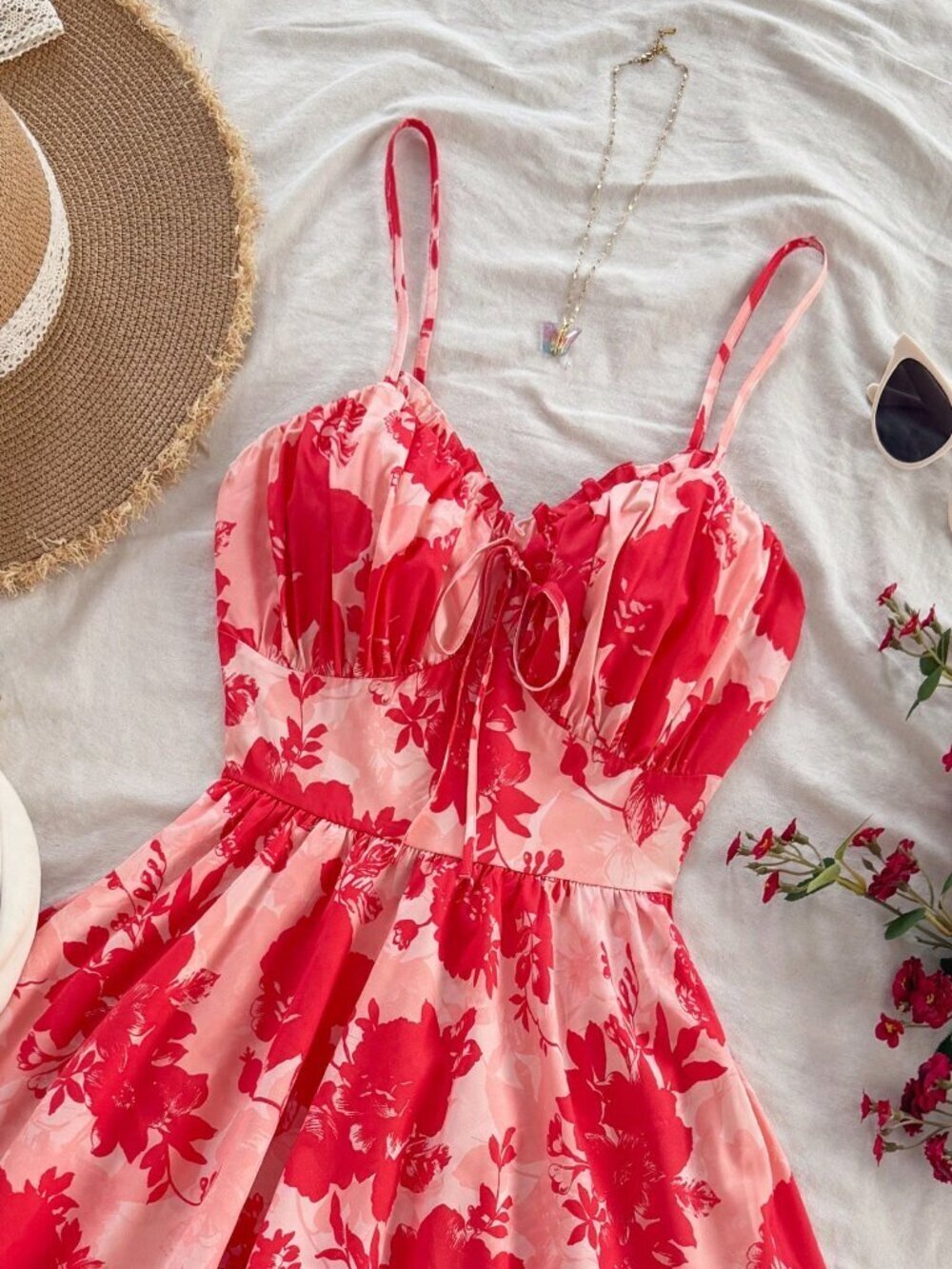 Red Boho Women's Ruffle Collar, Ruched Waist Spaghetti Strap A-Line Romper - Picture 4 of 12